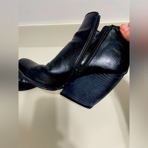 Very Volatile black leather wedge bootie